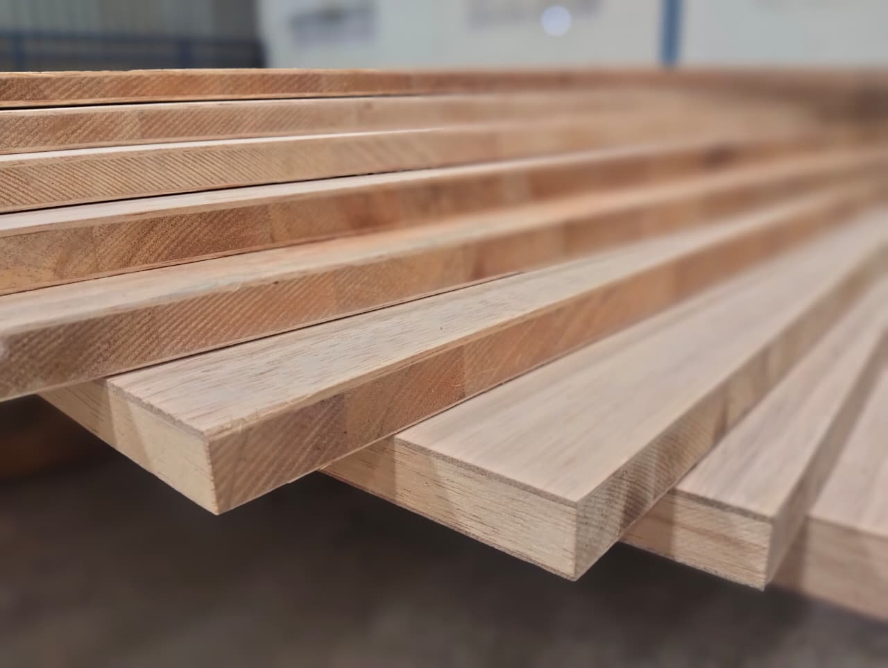 Falcata Block Board